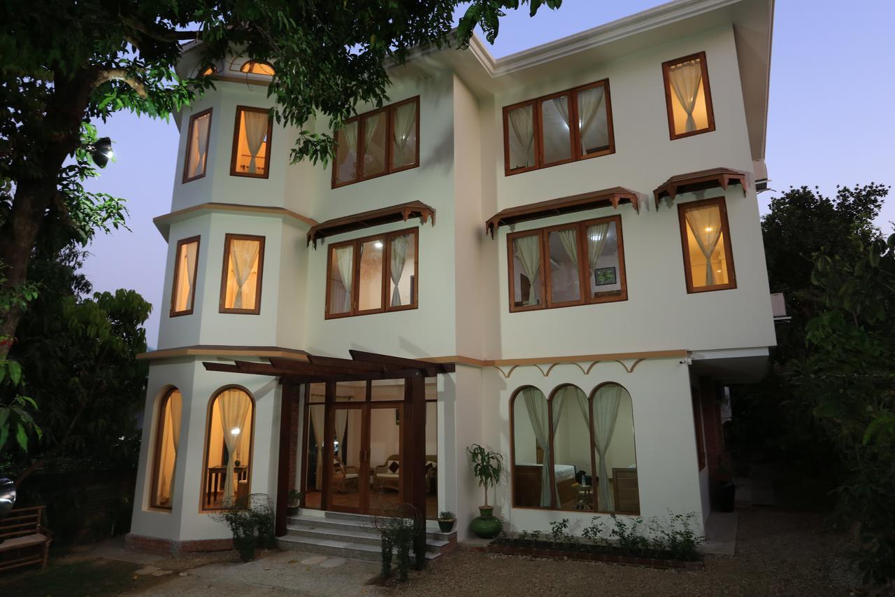 Mango Hill Inn Янгон Екстериор снимка