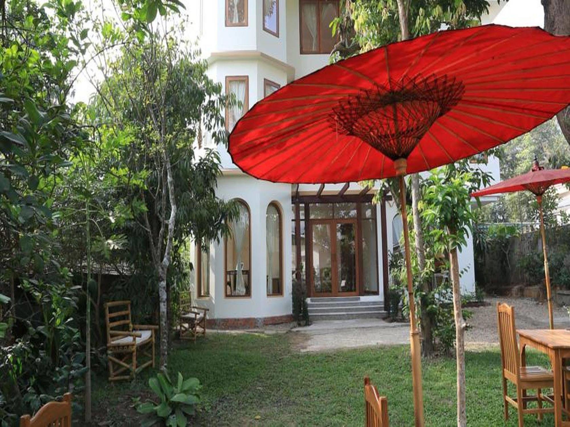 Mango Hill Inn Янгон Екстериор снимка